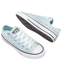 Chuck Taylor All Star Florals (Little Kid)