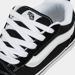Knu Skool Grade School Lifestyle Shoes (Black/White)