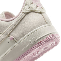W Nike Air Force 1 '07 LX "Valentine'S Day" - HV5992-111