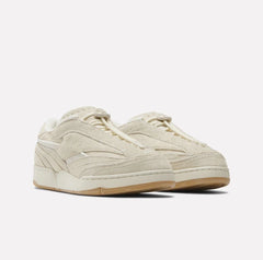 Reebok Chukwu Abuo (Chalk/Mint/Gum)