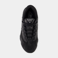 1000 Grade School Running Shoes (Black/Black)