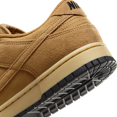 Nike Dunk Low Retro SE (Wheat/Wheat/Black/Black)
