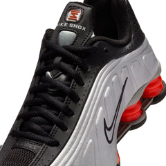 Shox R4 (Big Kid)