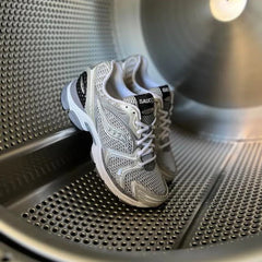 SAUCONY PROGRID TRIUMPH 4 GREY SILVER Sneaker Shoe Trainer