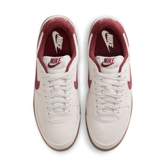 WMNS Nike Field General (Light Bone/Dark Team Red)