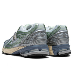 1906R - Ice Blue/Melon Water/Dusk Shower