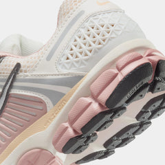 Vomero 5 Womens Running Shoes (Sail/Pearl White/Particle Pink/Sail)