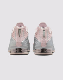Nike Shox R4 "Barely Rose/Mtlc Platinum"