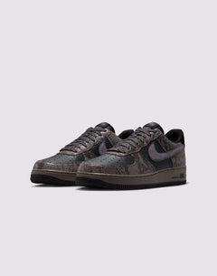 Nike Air Force 1 '07 LV8