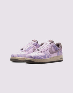Nike Air Force 1 '07 LV8