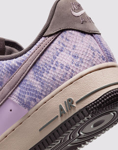 Nike Air Force 1 '07 LV8