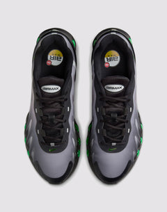 Nike Air Max Dn8 "Black Volt"