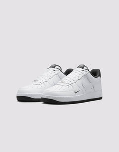 Nike Air Force 1 '07 LV8