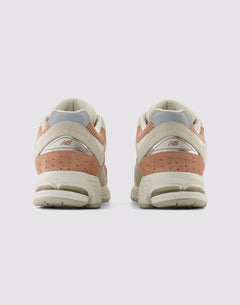 New Balance 2002R