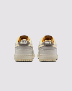 Nike Dunk Low Retro