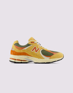 New Balance 2002R