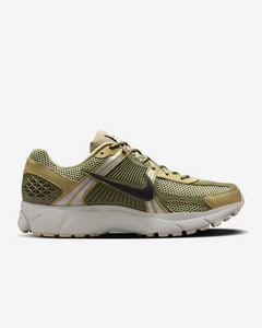 Nike Zoom Vomero 5 Neutral Olive/Medium Olive/Light Bone/Black FJ1915-200