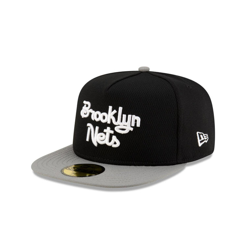 New Era Brooklyn Nets Dashmark Mesh Black White Gray 59Fifty 5950 Patch Fitted