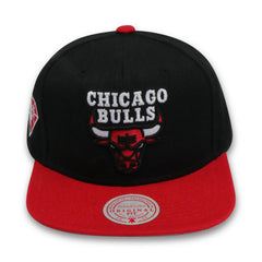Mitchell And Ness CHICAGO BULLS NBA 75TH ANNI Black Red Gray Patch Snapback Hat