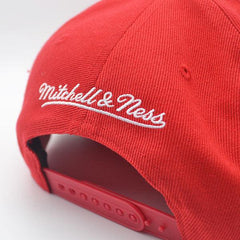 Mitchell And Ness Chicago Bulls '97 NBA Finals Red Black White Patch Snapback