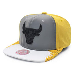 Mitchell And Ness Chicago Bulls Reflective Gray Black White Yellow Snapback Hat