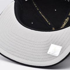 Mitchell And Ness Chicago Bulls FLOWER TIME Black Red Gray Patch Snapback Hat