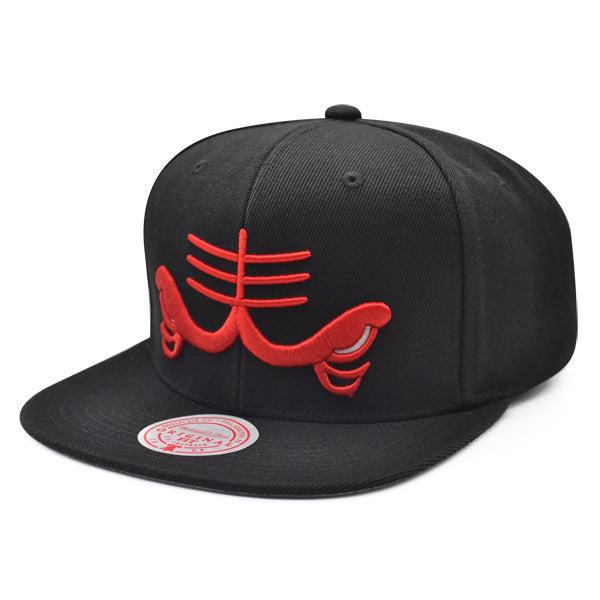 Mitchell And Ness Chicago Bulls LOGO REMIX Black Red Gray Patch Snapback Cap Hat