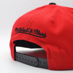 Mitchell And Ness Chicago Bulls Classic 2Tone Red Black Green Patch Snapback Hat
