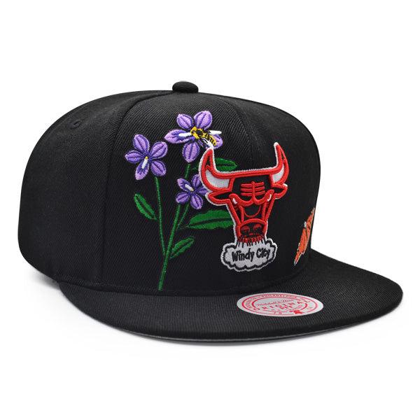 Mitchell And Ness Chicago Bulls FLOWER TIME Black Red Gray Patch Snapback Hat