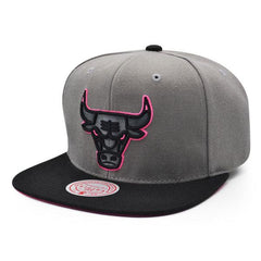 Mitchell And Ness Chicago Bulls NEON LIGHTS Gray Black Pink Patch Snapback Hat
