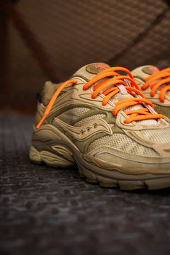 Mens Saucony X Starcow Progrid Omni 9 (Beige/Tan) Sneaker Shoe Trainer