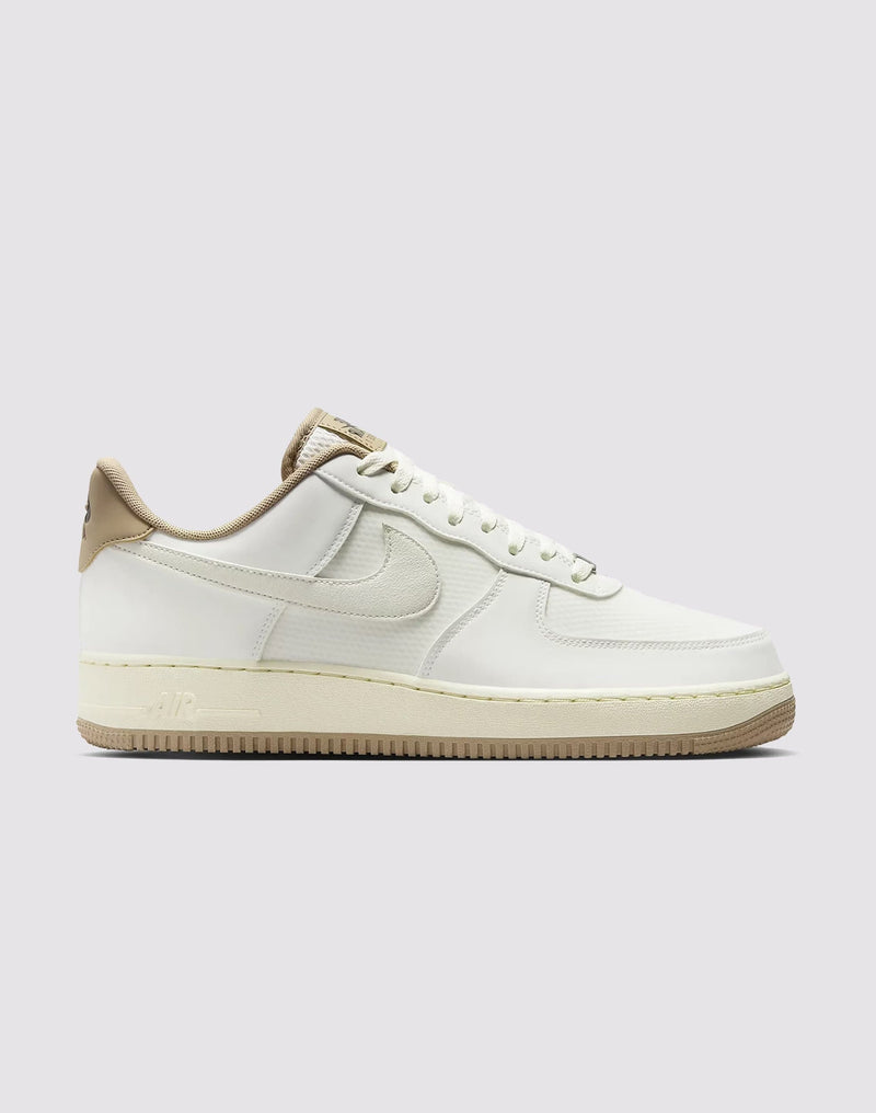Nike Air Force 1 Low LV8
