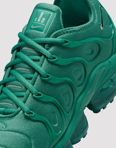 Nike Vapormax plus "Bicoastal/Chrome/Metallic Silver"