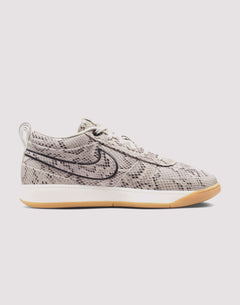 Nike Book 1