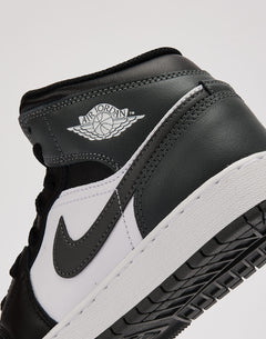 Jordan Air Jordan 1 Mid Grade-School