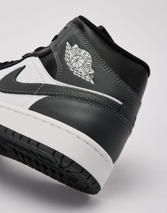Jordan Air Jordan 1 Mid