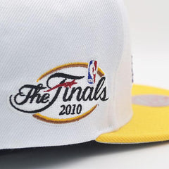 Mitchell And Ness LA Lakers 2010 NBA Finals White Purple Yellow Patch Snapback