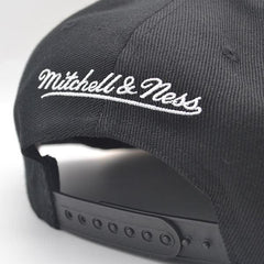 Mitchell And Ness LA Lakers 2000 NBA Finals Black Purple Yellow Patch Snapback