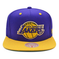 Mitchell And Ness LA Lakers NBA CHAMPIONS '02 Purple Yellow Green Patch Snapback