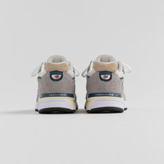 MENS NEW BALANCE 990V4 GREY NAVY