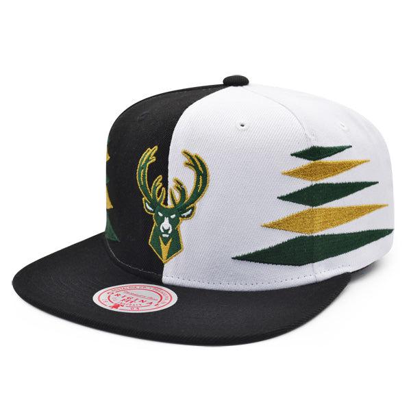 Mitchell And Ness Milwaukee Bucks DIAMOND CUT Green Gold Black White Snapback