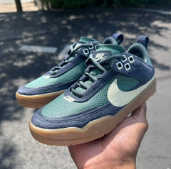 Nike SB Day One (GS) Youth Shoe (Thunder Blue/Alabaster)