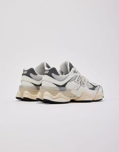 New Balance 9060 Grade-School