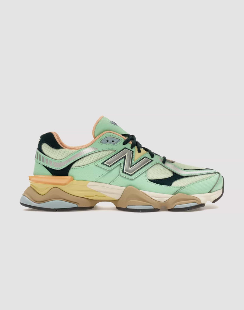 New Balance 9060 Grade-School