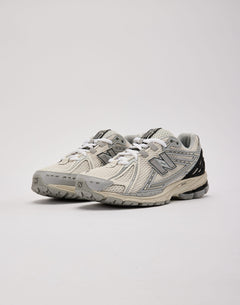 New Balance 1906R