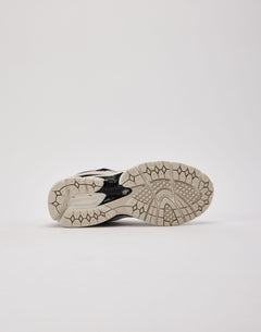 New Balance 2002R Grade-School