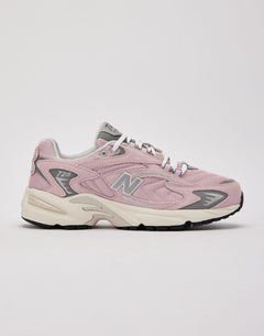 New Balance 725V1