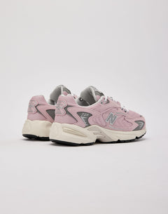 New Balance 725V1