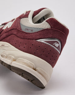 New Balance 2002R