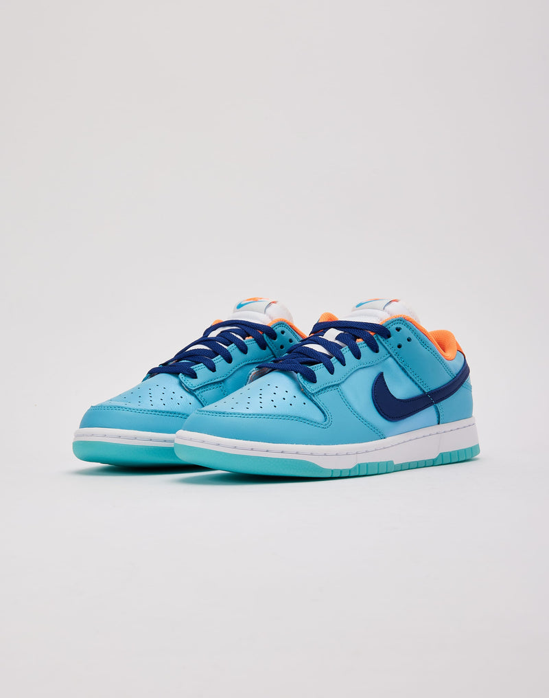 Nike Dunk Low SE